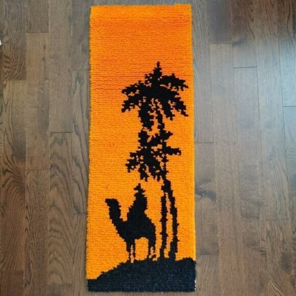 60s Latch Hook Wall Hanging 14"x39" Vintage MCM Orange Black Camel Rider Palm - Picture 5 of 9